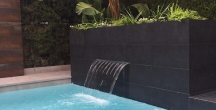 cuales son los requisitos para construir una piscina en una propiedad privada