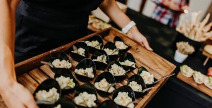 como preparar un catering para 50 personas guia completa 1